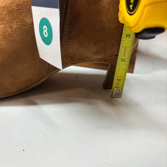 Universal Thread Womens 8 Brown Faux Suede Pointed Kitten Heel Ankle Boots NWT - Picture 6 of 6